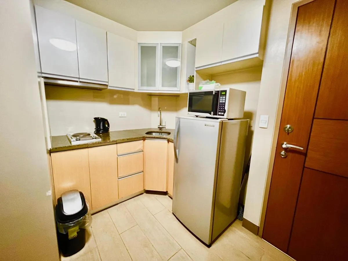 Apartment Cozy Condo Near Airport Manila